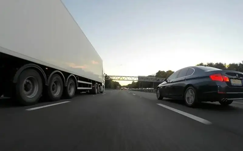 Юк машиналари