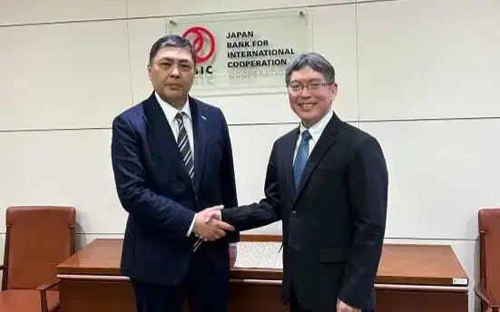 哈萨克斯坦与日本讨论绿色能源发展