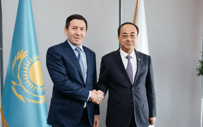 Соглашение о сотрудничестве подписали АО «Самрук-Қазына» и китайская корпорация CRRC Corporation Limited