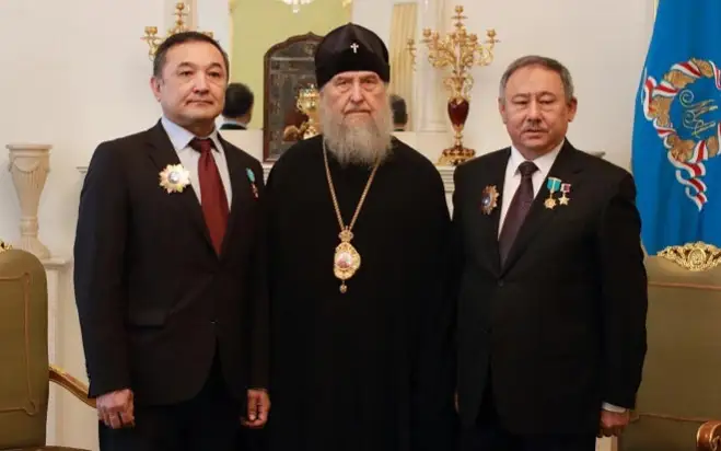 Казахстанские космонавты награждены орденом Казахстанского Митрополичьего округа