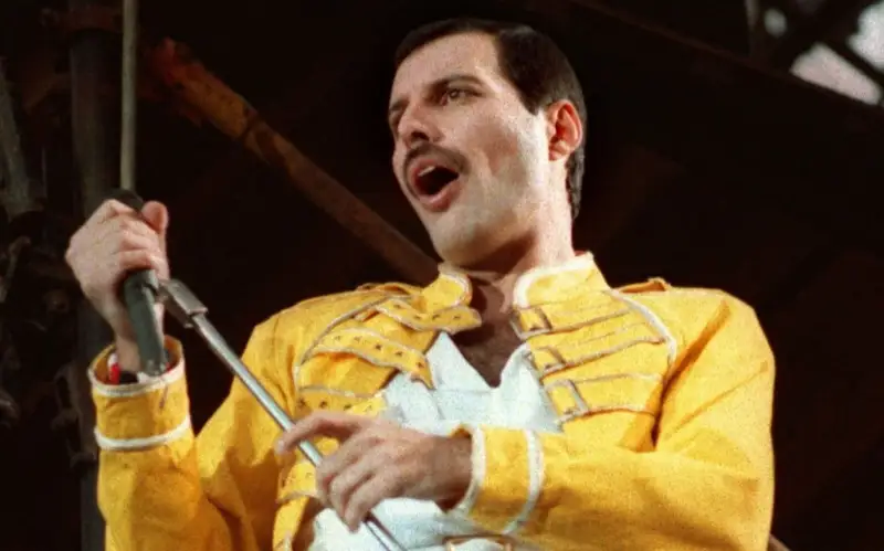 Фредди Меркьюри