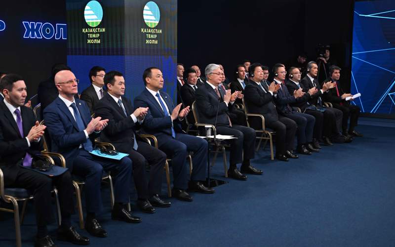 总统为国家铁路公司与中国华为联合建立的新创新中心揭牌 总统为国家铁路公司与中国华为联合建立的新创新中心揭牌