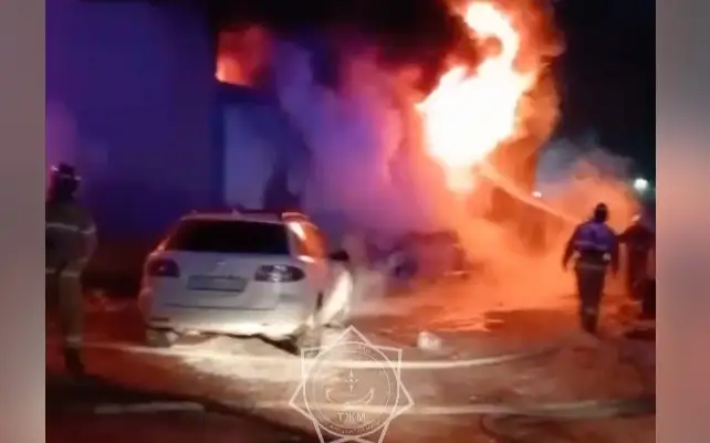 Odnoetajnyı boks gorel v Astane