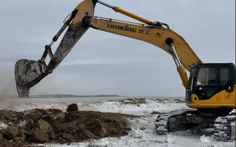 В Павлодарской области спустя 10 дней справились с аварией на водопроводе
