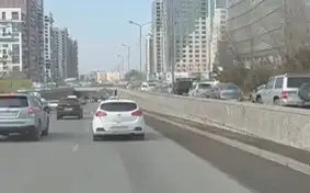 Пробки образовались после землетрясения в Алматы