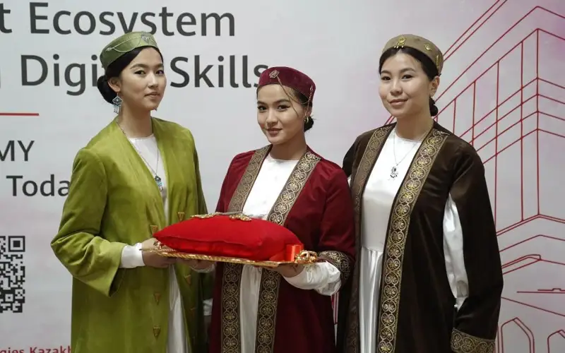 华为ICT学院落户阿拜州  将助力地区IT人才培养规划
