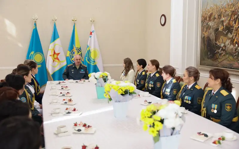 Более 12 тысяч женщин служат в армии Казахстана 