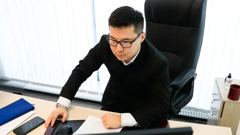 Memlekettik qyzmetshiler nelikten tergeý ızolıatorlaryna turaqty ekskýrsııaǵa barady 