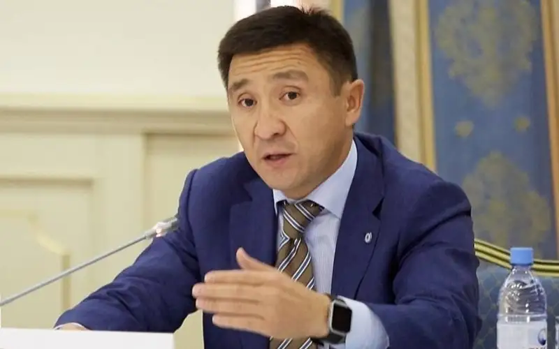 2 ай қамауда отырады