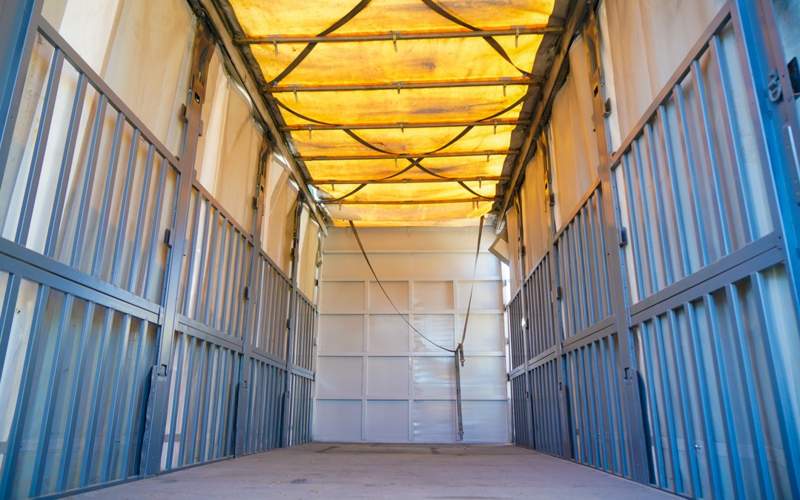 В&nbsp;селе Карабулак Туркестанской области собирают прицепы для грузовиков&nbsp;&mdash; фоторепортаж