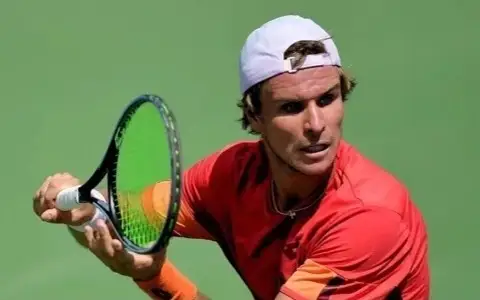 Дмитрий Попко пробился в четвертьфинал турнира в Бразилии