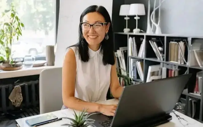 Қозоғистонда кичик ва ўрта бизнеснинг ярмини аёллар бошқаради