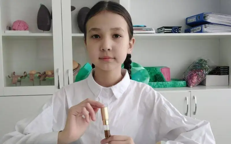 Аромат с нотами казахской степи создала акмолинская пятиклассница