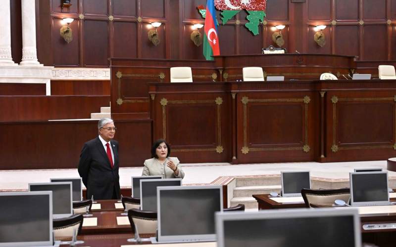Глава государства провел переговоры с Председателем Милли Меджлиса Азербайджана Сагибой Гафаровой Глава государства провел переговоры с Председателем Милли Меджлиса Азербайджана Сагибой Гафаровой