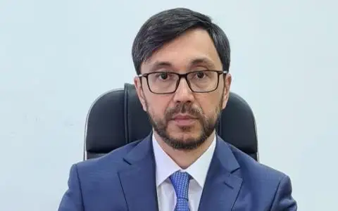 Ришат Асансеитов