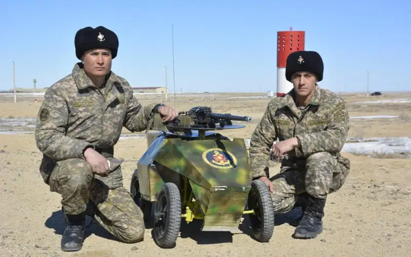 Солдаты в Актау создали боевую машину из подручных средств