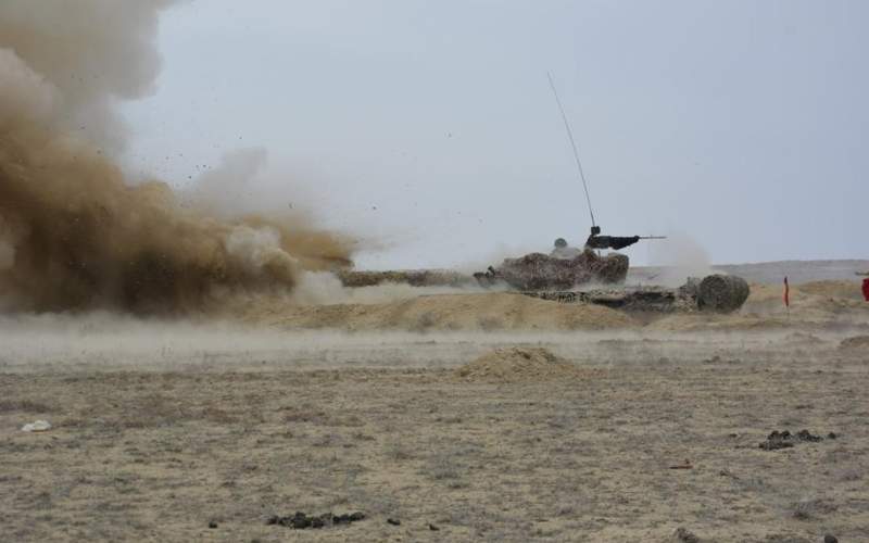 Танковые подразделения провели боевые стрельбы в Мангистауской области Танковые подразделения провели боевые стрельбы в Мангистауской области