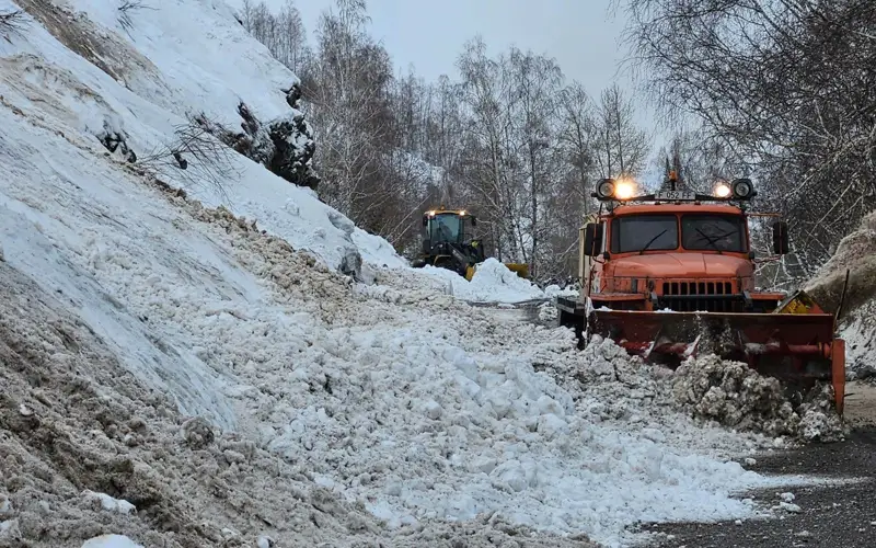 ShQO taýlarynda qar túsirildi