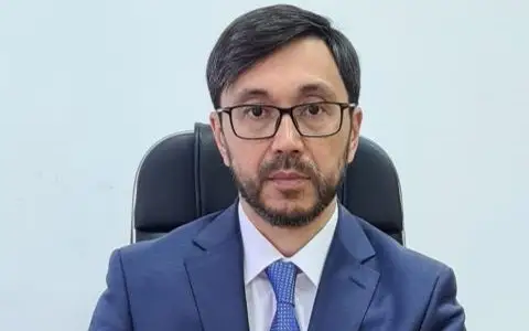 rıshat asanseıitov 