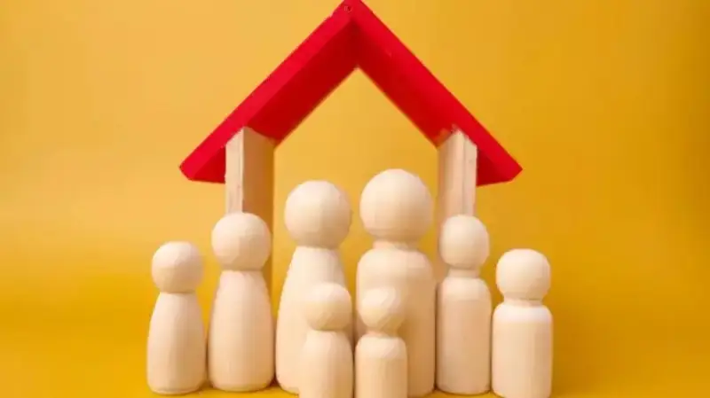 الماتى وبلىسىندا ءبىر ۇيگە 300-دەن استام شەتەل ازاماتى تىركەلگەن