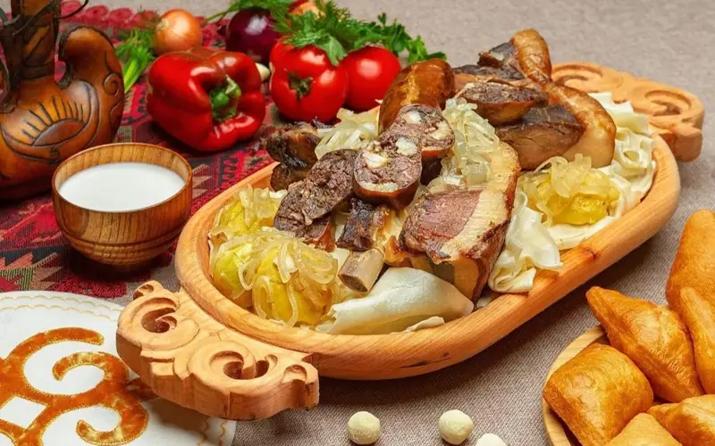 Скинхедтер бір-бірінің мүшесін сорады гей порно Бетке отыру порно