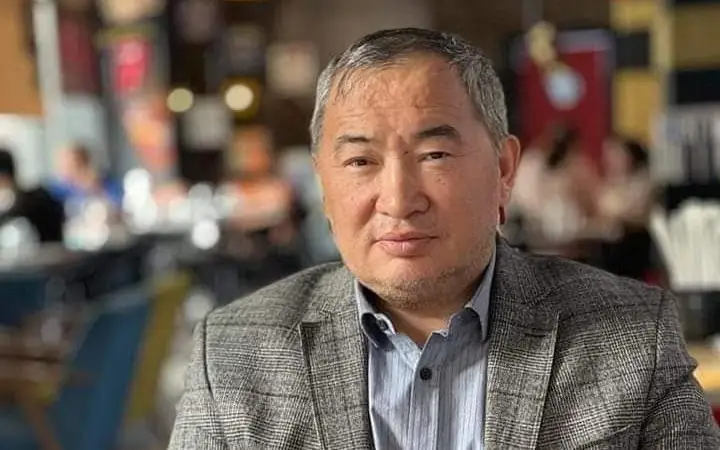 «Единство народа — это развитая страна»: казахстанский писатель о выступлении Президента на курултае