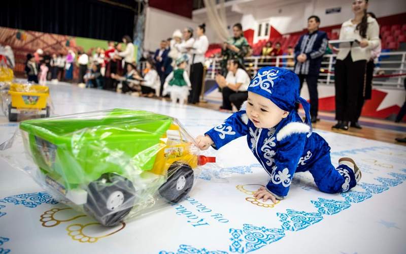 Taldykorgan holds tusaukeser ceremony for 50 children