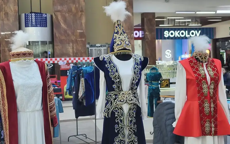 National clothing and jewelry expo kicks off in N Kazakhstan