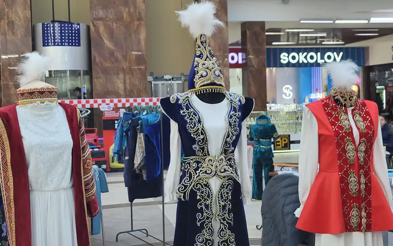 Выставка национальной одежды и украшений проходит в Петропавловске