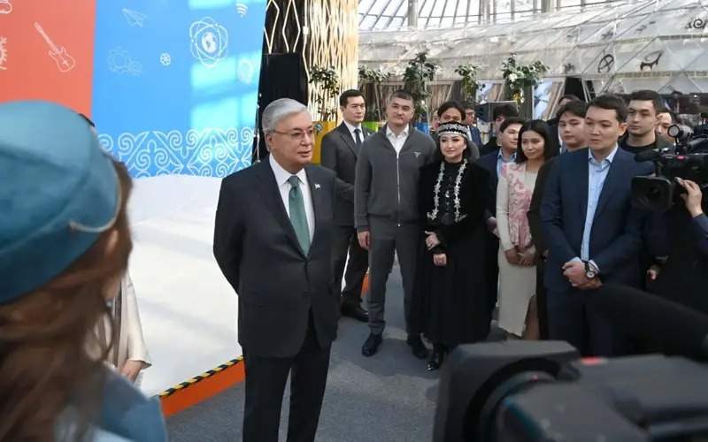 Kazakh President gets acquainted with successful creative industry projects Kazakh President gets acquainted with successful creative industry projects