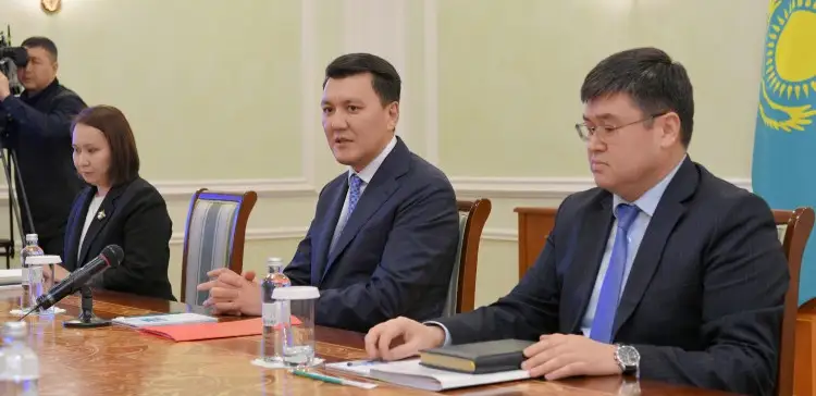 ерлан қарин