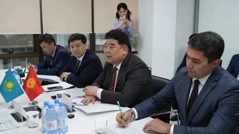Қозоғистон ва Қирғизистон спорт соҳасидаги долзарб масалаларни муҳокама қилдилар Қозоғистон ва Қирғизистон спорт соҳасидаги долзарб масалаларни муҳокама қилдилар