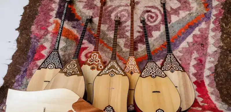 Впервые радиослушатели мира знакомятся с казахскими кюями