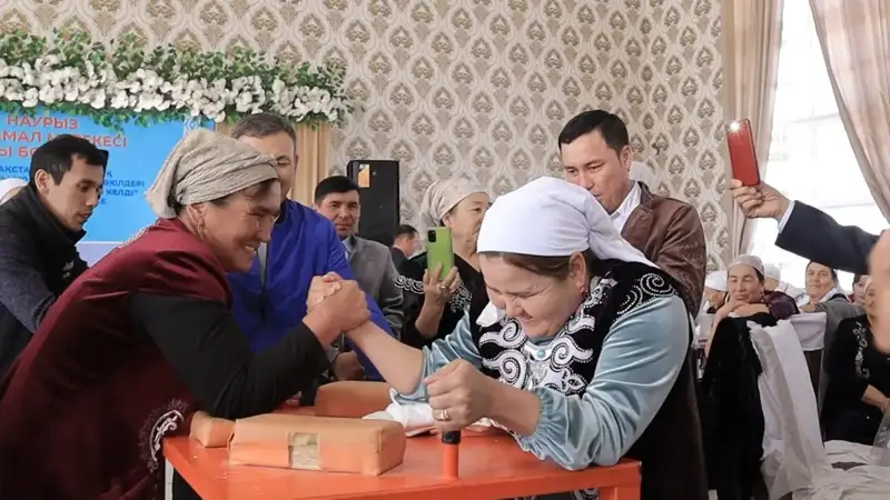 ناۋرىز، قول كۇرەسى