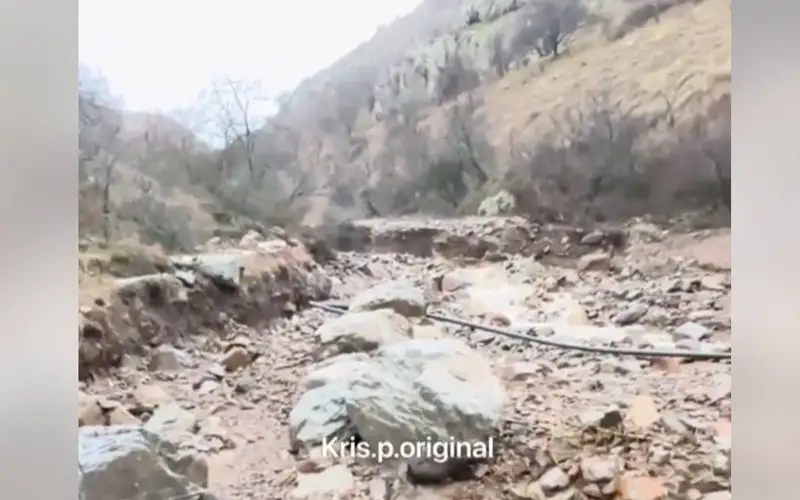 Грязевая масса сошла в Алматинской области 