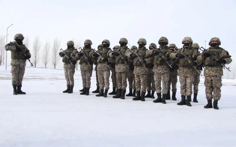 «Кредитные каникулы» для солдат-срочников оформят законодательно в РК
