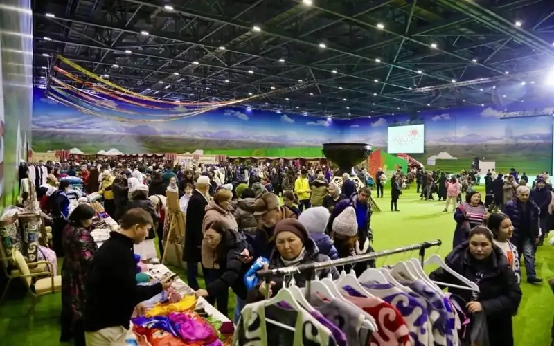 Наврўз бозори: Иккинчи куни пойтахтдаги ярмаркага 42 минг киши келди