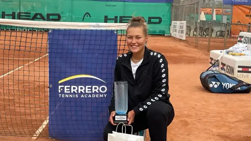 Kazakh Sonja Zhiyenbayeva wins ITF Juniors J300 title