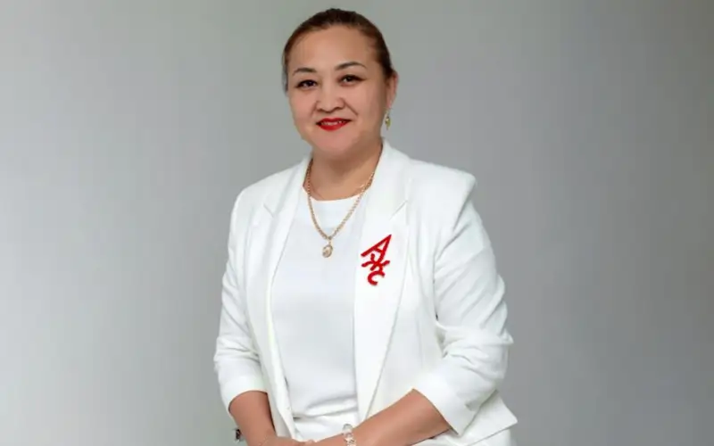 Aınur Jahına