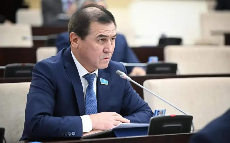 Нурлан Бекназаров