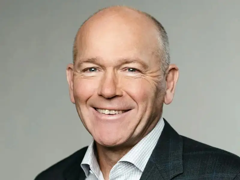 Boeing раҳбари самолёт ҳодисалари туфайли истеъфога чиқади