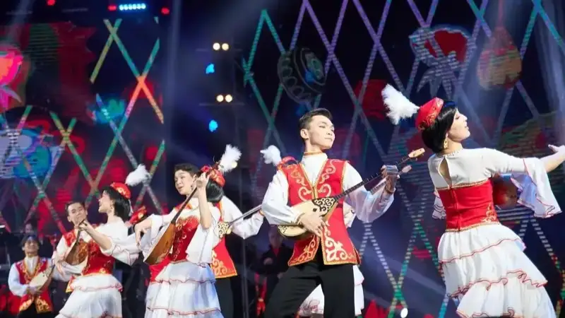 Пекинда қозоқ эстрадаси юлдузлари концерт беради
