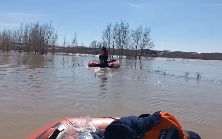 Троих пропавших мужчин ищут в области Абай