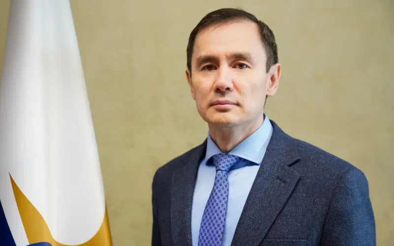 Рустан Дженалинов