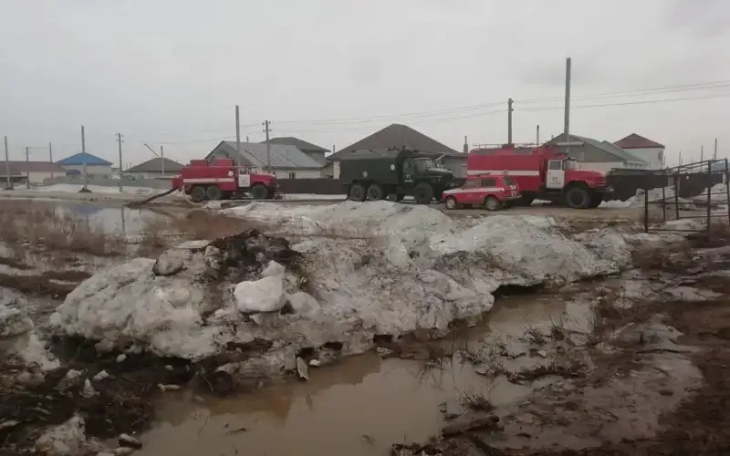 Угроза затопления сохраняется в селе Коянды вблизи Астаны