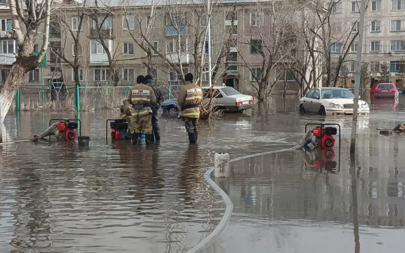 Вышедшая из берегов река Кылшакты затопила дома в Кокшетау