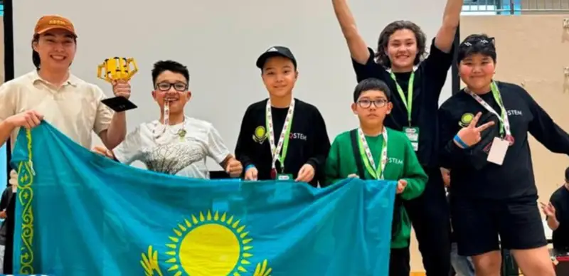 Казахстанские школьники установили рекорд на международном чемпионате по робототехнике