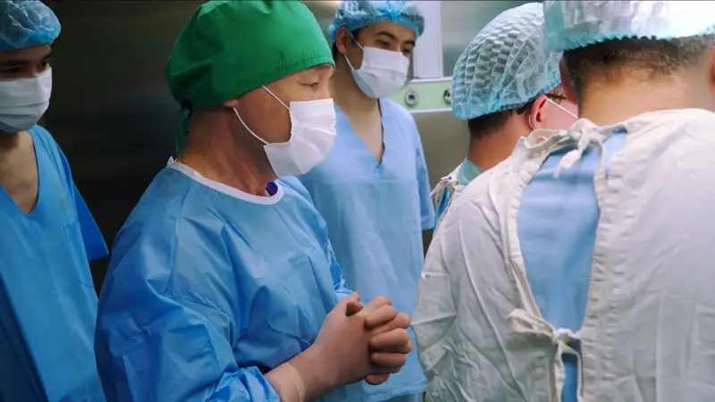 Более 700 операций по ОСМС провели в астанинском Национальном центре нейрохирургии