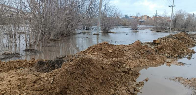 Более 220 человек эвакуировано из затопленных квартир в Кокшетау