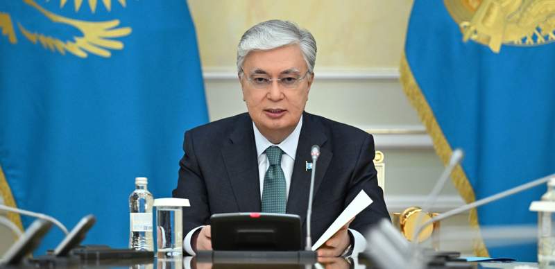 Tokayev instructed the government to prevent the increase in prices for socially significant services and food products in the affected regions. Photo credit: Akorda